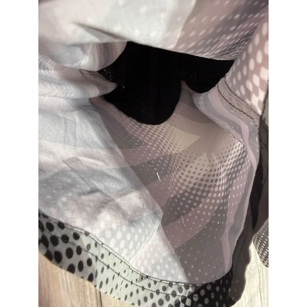 Nike Mens Swim Volley Shorts Grey Black Geometric Dot NESS8422 Size Small